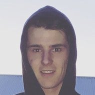 Zayne Hall, 34 (TikTok明星)