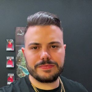 Zelika, 28 (TikTok明星)