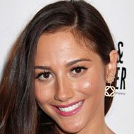 Zoe Belkin, 32 (電視女演員)