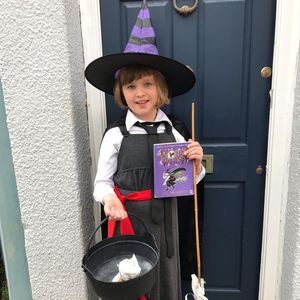 Zoe Edwards, 7 (家庭成员)