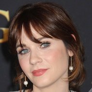 Zooey Deschanel, 44 (电视女演员)
